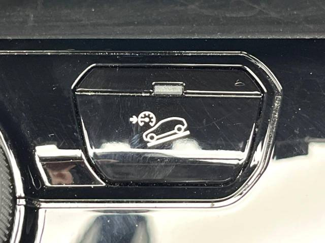 ���_�E���q���A�V�X�g�R���g���[��:�ԗ��d�ʂ��d���Ԃɂ͌����ꂽ�����ł���!���H�E�ᓹ�Ȃǂ̉����ł��X�s�[�h����葬�ɃR���g���[�����Ă���܂��B