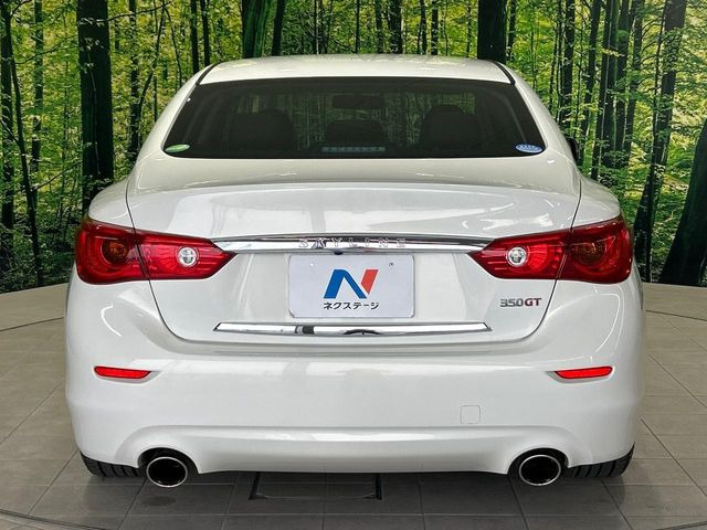 安心の最長10年・走行無制限保証(有償)をご用意。保証内容も充実はもちろん、無料点検&オイル交換や、年中無休の全国・24時間ロードサービスも付帯されておりますのでご安心下さい。