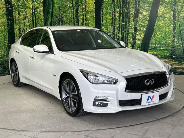 大好評のボディコーティング「弾スプラッシュコート」もご納車までに施工可能。通常のガラスコートと異なる、耐久年数6年の無機質ガラスコーティングが、ボディをキレイな状態に保ってくれます。