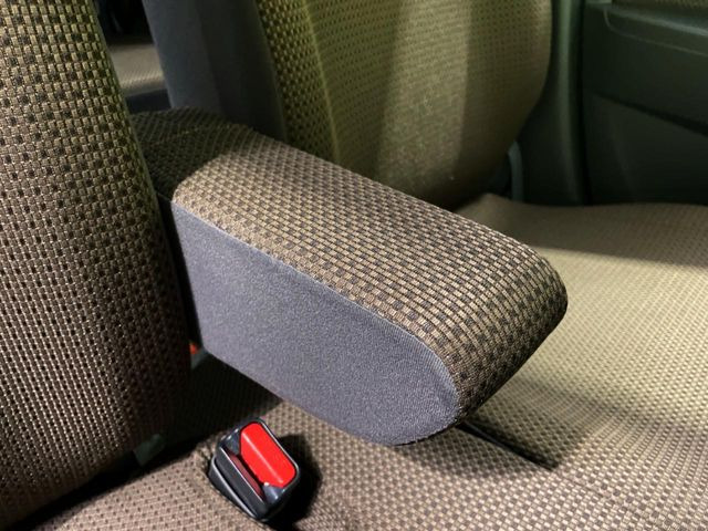 �y�A�[�����X�g�z�^�]���̐g�̂̕��S���y�����Ă����A�[�����X�g�𑕔���