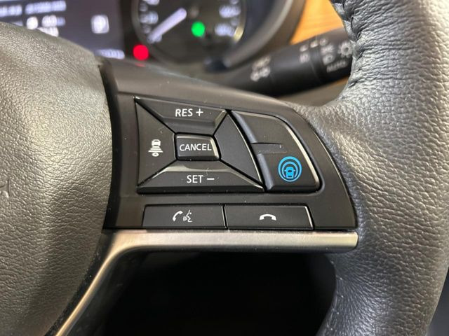 �y�v���p�C���b�g�z�������H�ł̒��������s���y��!!�a�؎��Ə��񑖍s�̃V�[���ŁA�A�N�Z���E�u���[�L�E�X�e�A�����O�������Ő��䂵�A�������^�]�̕��S���y�����Ă���܂���