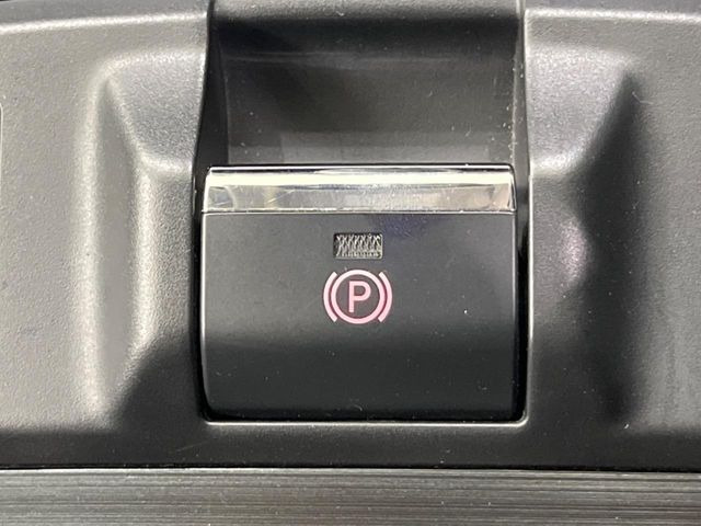 �y�d���p�[�L���O�u���[�L�z�p�[�L���O�u���[�L�͕֗��ȓd����!�{�^����ő���ł��A�A�N�Z���𓥂߂Ύ����ŉ�������܂��􃌃o�[��y�_���������̂ŉ^�]�ȉ����������肵�܂��ˁ�