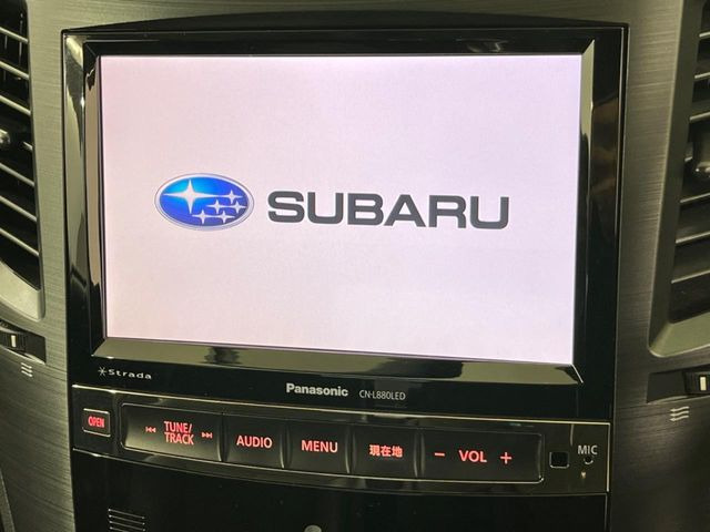 �y����8�^�i�r�z�l�C�̏����i�r�𑕔��B�I�[�f�B�I�@�\���[�����Ă���ABluetooth�ڑ�����΂������̃X�}�z��MP3�v���C���[�̉��y���Đ��\!�����̉^�]������Ɋy�����Ȃ�܂�!!