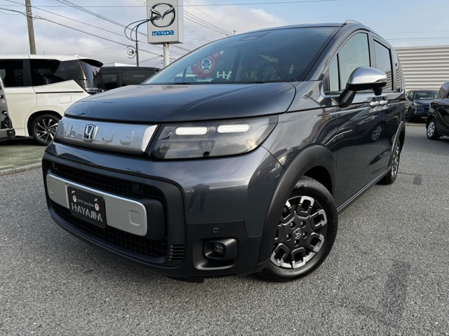 フリード(ホンダ) 1.5 e:HEV クロスター　両側パワースライドドア/ルーフレール 中古車画像