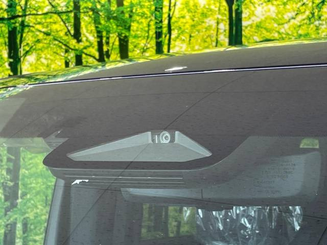 �y�g���^�Z�[�t�e�B�Z���X�z���s���ɑO���̎ԗ�����F�����A�Փ˂������Ȏ��͌x��ƃu���[�L�ŏՓˉ���Ɣ�Q�y�����A�V�X�g�B�����S�Ƀh���C�u�����y���݂��������܂��B