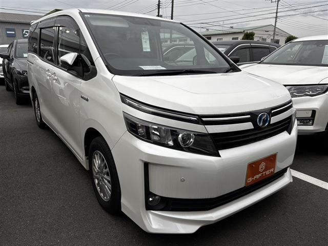 ヴォクシー(トヨタ) 1.8 ハイブリッド V　社外ナビTV後席モニター両側電動BカメラETC 中古車画像
