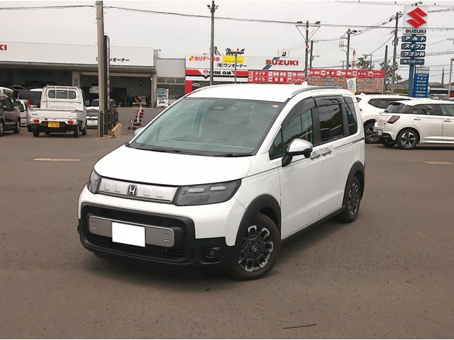 フリード(ホンダ) 1.5 e:HEV クロスター　オーディオ 中古車画像