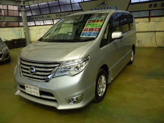 セレナ2.0 ハイウェイスター S エディション 4WD