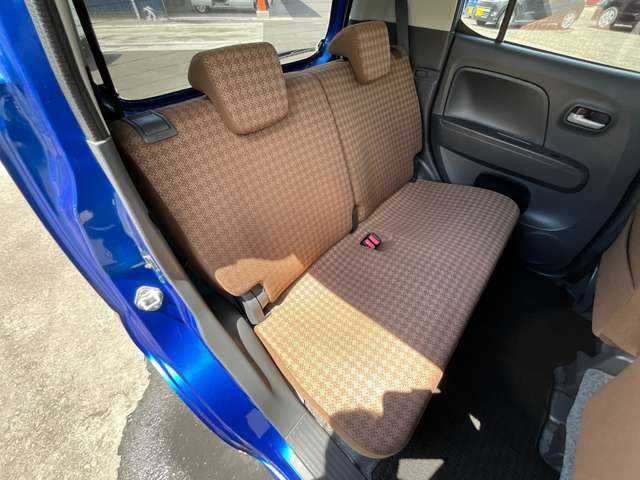 ���Ђł͌��I�������Ԃ𖈌���ʂɎd������s�Ȃ��A�����߂₷�����i�ł��񋟂��Ă���܂���