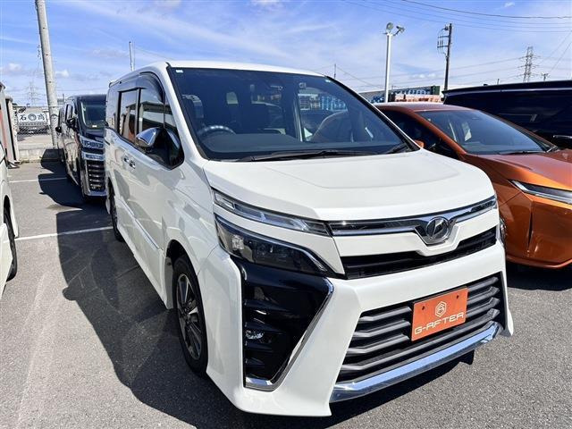 ヴォクシー(トヨタ) 2.0 ZS 煌　9型ナビTV両側電動ドア衝突軽減7人乗 中古車画像