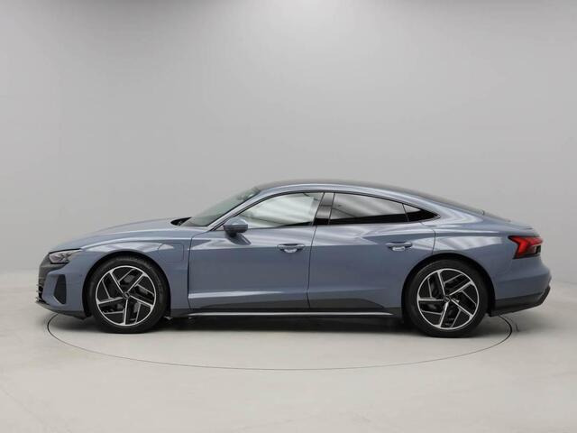 e-tron GT クワトロ4WD