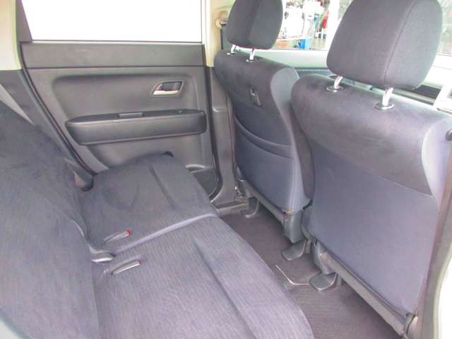 閲覧いただきありがとうございます。こちらの車両掲載中在庫あり!!ご来店の際はご連絡お願い致します。