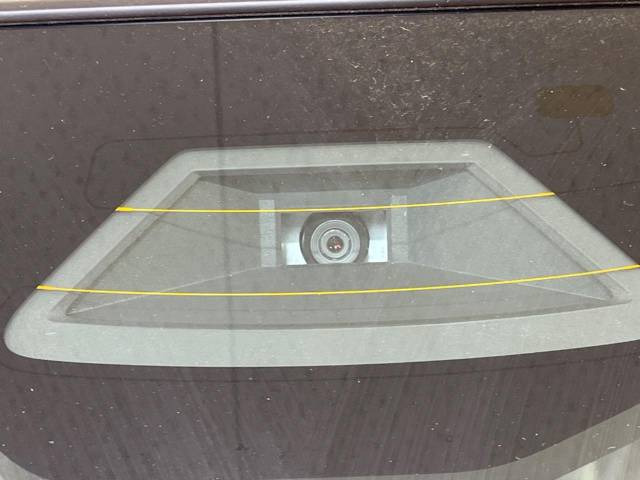 �y�X�Y�L �Z�[�t�e�B�T�|�[�g�z���s���ɑO���̎ԗ�����F�����A�Փ˂������Ȏ��͌x��ƃu���[�L�ŏՓˉ���Ɣ�Q�y�����A�V�X�g�B�����S�Ƀh���C�u�����y���݂��������܂��B