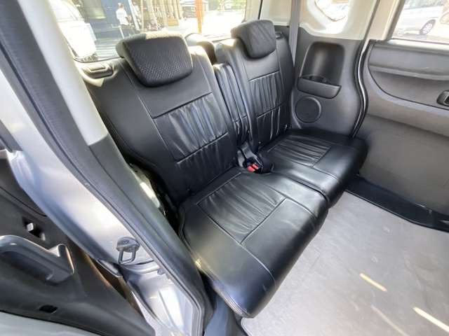 ���Ђł͌��I�������Ԃ𖈌���ʂɎd������s�Ȃ��A�����߂₷�����i�ł��񋟂��Ă���܂���