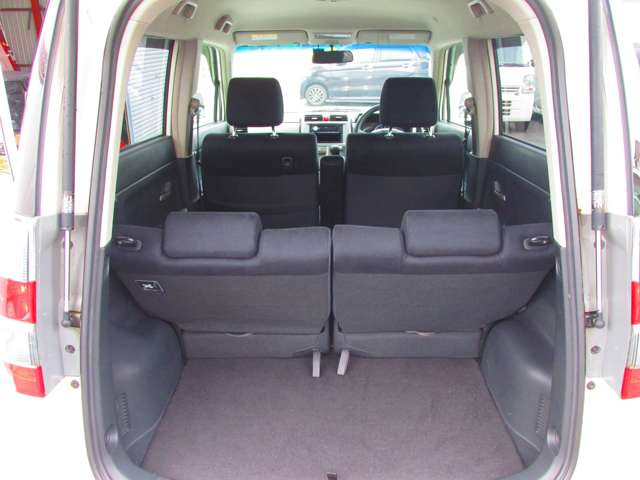 全車両総額販売!管轄陸運局(尾張小牧、春日井、一宮ナンバー)以外の登録の場合、別途登録料必要になります。