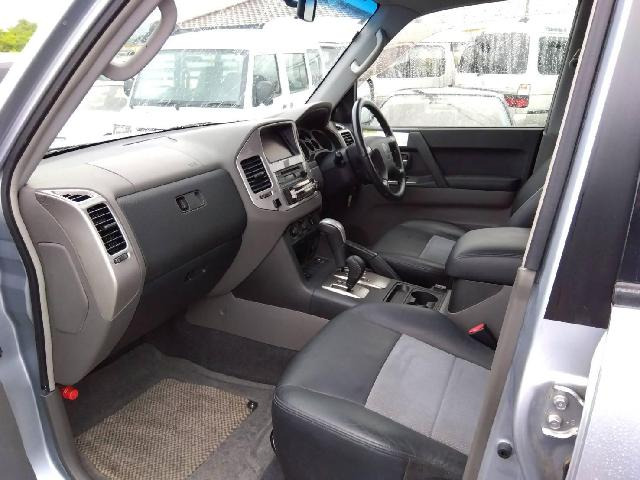 パジェロ3.0 アクティブフィールドエディション 4WD