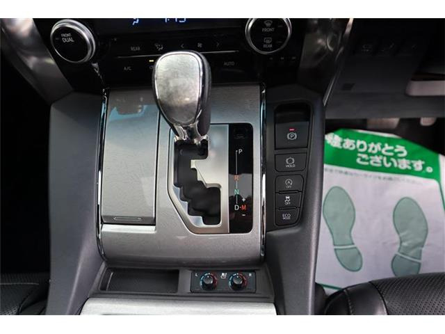 購入の仕方は・手付金を20%ご入金頂いた方に(売約済み!)となります。残りは納車までです。ローンもできますし、カードも使えます!ローン不安な方は店長に是非ご相談下さい。誠意を持って相談に乗ります!