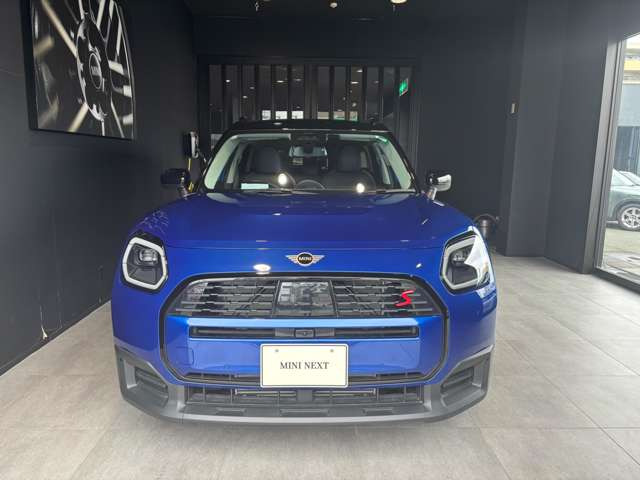 ミニカントリーマンS ALL4 DCT 4WD