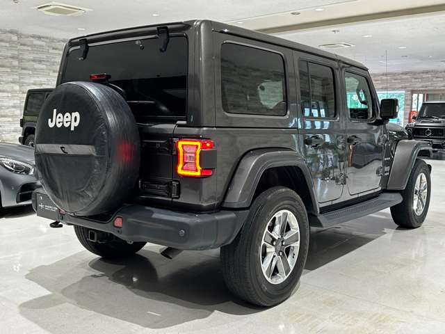 全てのお車が屋内にあるわけでは御座いませんので、来店前に事前連絡をお願い致します。