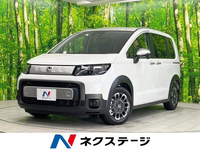 フリード(ホンダ) 1.5 e:HEV クロスター 中古車画像