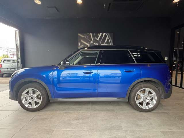 ミニカントリーマンS ALL4 DCT 4WD