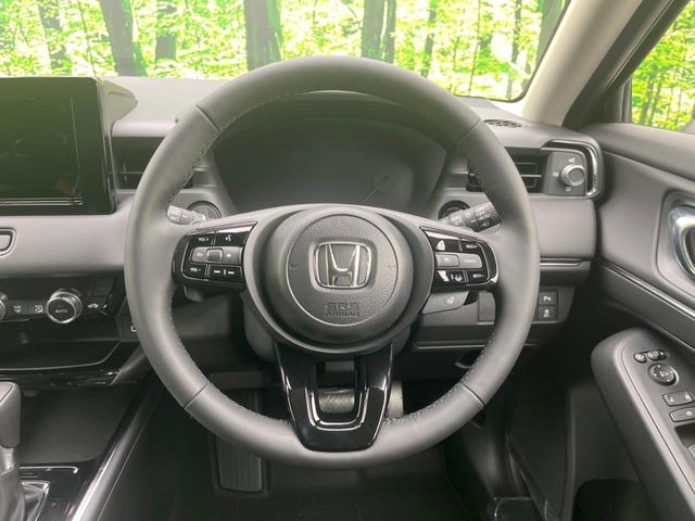 �y�����v�����X�e�A�����O�z�㎿�Ȋv���g�p���邱�ƂŁA��ɂ����������݂ƂĂ��^�]���₷���n���h���ł���