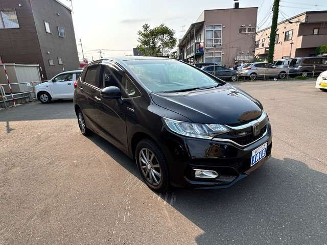 フィット1.5 ハイブリッド L ホンダセンシング 4WD