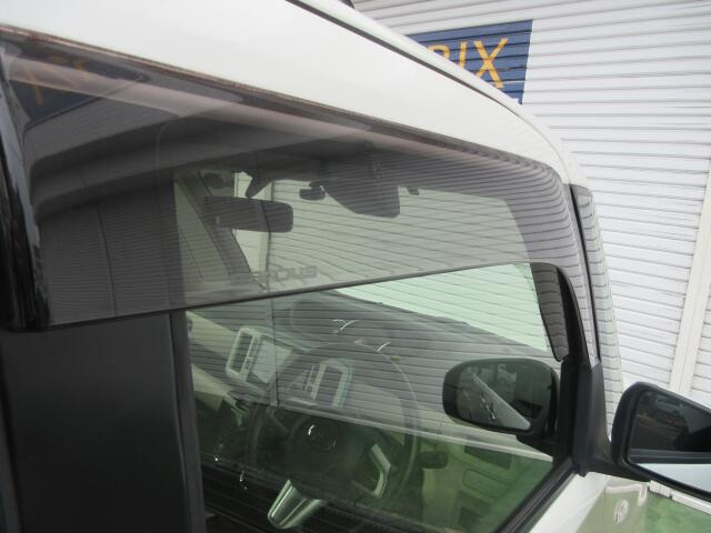 �J�̓��̊��C�ɕ֗��ȃh�A�o�C�U�[�t���ł���