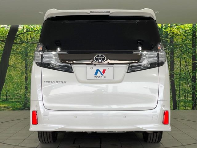 安心の最長10年・走行無制限保証(有償)をご用意。保証内容も充実はもちろん、無料点検&オイル交換や、年中無休の全国・24時間ロードサービスも付帯されておりますのでご安心下さい。