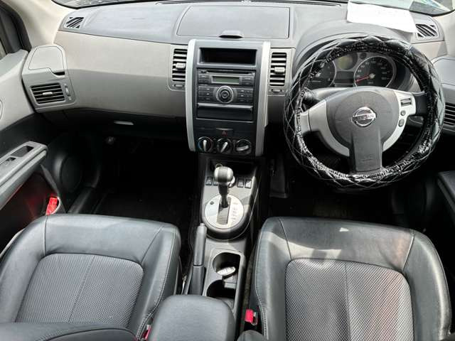 エクストレイル2.0 20St 4WD