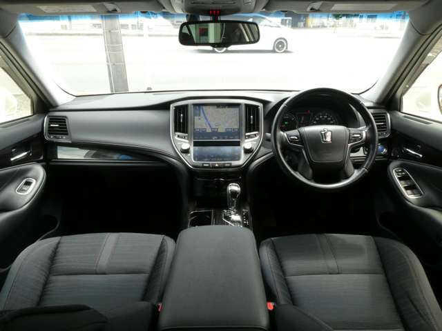 �i�����ꂽ�C���p�l����́A�X�^�C���b�V�������쐫�⎋�F���ɂ��D��A�O���̂��Ȃ��f�U�C���ɂȂ��Ă���܂�!