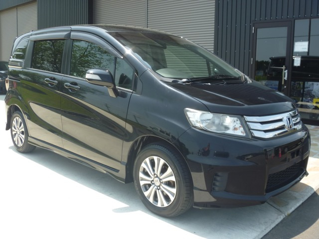 フリードスパイク1.5 G エアロ