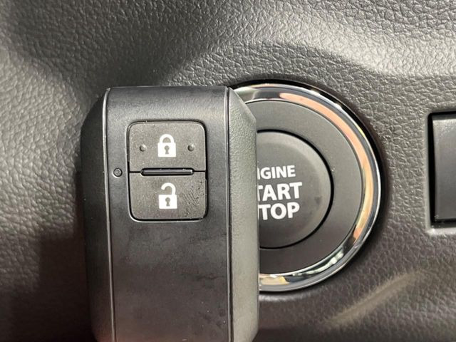 �y�L�[���X�X�^�[�g�V�X�e���z�J�o����|�P�b�g�ɓ��ꂽ�܂܂ł��h�A�̎{���E�������\�ȃX�}�[�g�L�[�𑕔��B�G���W���̃I���E�I�t�����J�M�����o���K�v����������Ƃ��Ă��֗��ł���