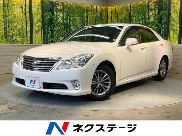 クラウン(トヨタ) 2.5 ロイヤルサルーン スペシャルナビパッケージ 中古車画像