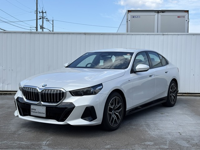 5シリーズセダン523d xドライブ Mスポーツ 4WD