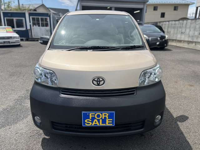 �������E�����������k������