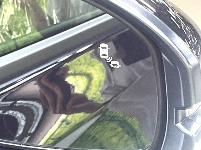 �y�u���C���h�X�|�b�g�C���t�H���[�V�����z���s���A�h�A�~���[�̎��p�ɂȂ�₷���ӏ��Ɍ㑱�Ԃ��ڋ߂���ƃT�C�h�~���[�t�߂Ɍx����\���A�h���C�o�[�ɒ��ӊ��N�����Ă���܂��B