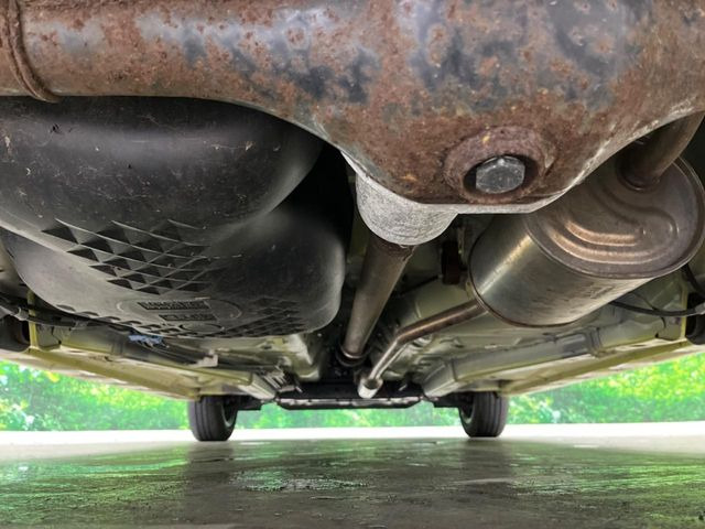 下回りがきれいなうちに、防錆加工の施工がオススメ。降雪地域はもちろん、沿岸部にお住いの方や、趣味でマリン・ウィンタースポーツをされる方に大変好評いただいております。