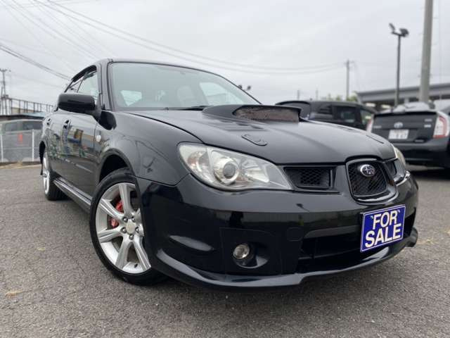 �������E�����������k������