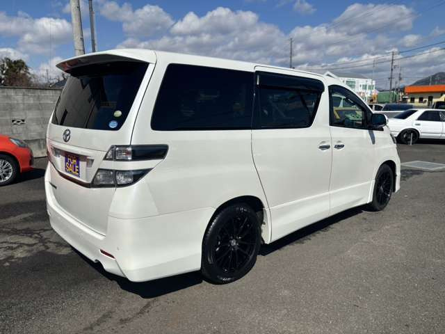 ���e��I�[�g���[�������������܂�