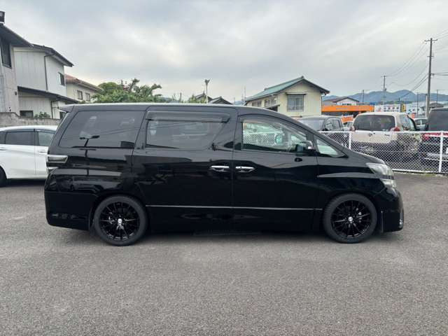 ���e��I�[�g���[�������������܂�