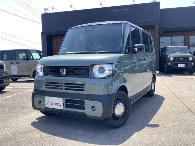 N-BOXジョイ 2トーン