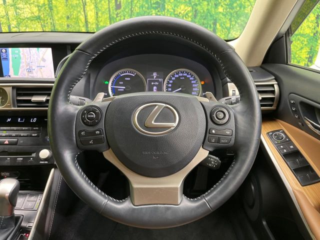 �y�����v�����X�e�A�����O�z�㎿�Ȋv���g�p���邱�ƂŁA��ɂ����������݂ƂĂ��^�]���₷���n���h���ł���