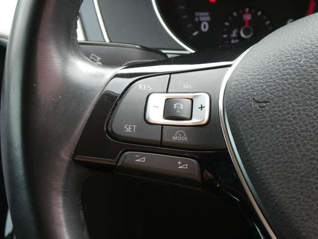 �A�_�v�e�B�u�N���[�Y�R���g���[������!�Ǐ]���ō������H�����S�ł���