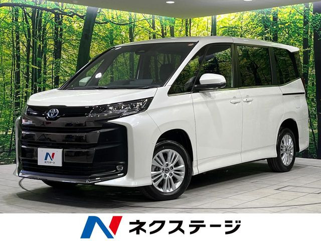 ノア　④ トヨタ ノア 2022年モデル Z 4WDの価格・性能・装備・オプション