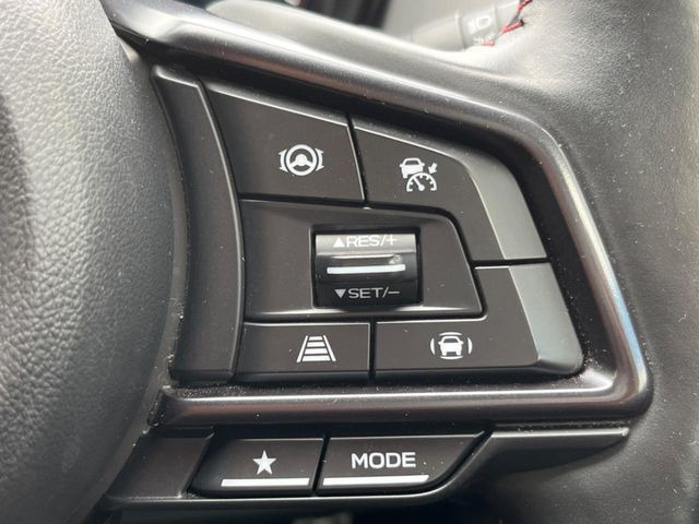 【アイサイトX】衝突被害軽減ブレーキはもちろん、『渋滞時ハンズオフアシスト』や『渋滞時発進アシスト』『カーブ前速度制御』等、従来よりも幅広いシーンで安全走行をサポートしてくれます。