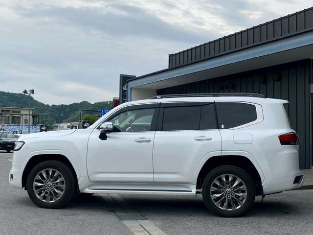 スリークロス滋賀店は自社の大型整備工場と提携しております!御購入後の修理・車検等のアフタフォローも充実です!