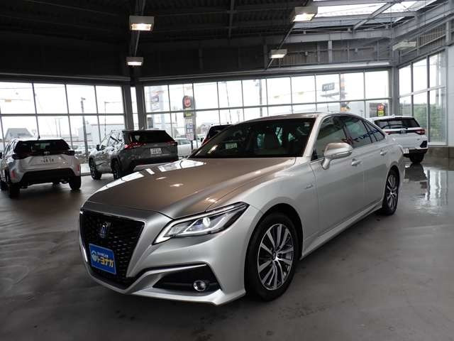 クラウン(トヨタ) ハイブリッド 2.5 S Cパッケージ　メーカー装着ナビTV Bカメラ ドラレコ 中古車画像
