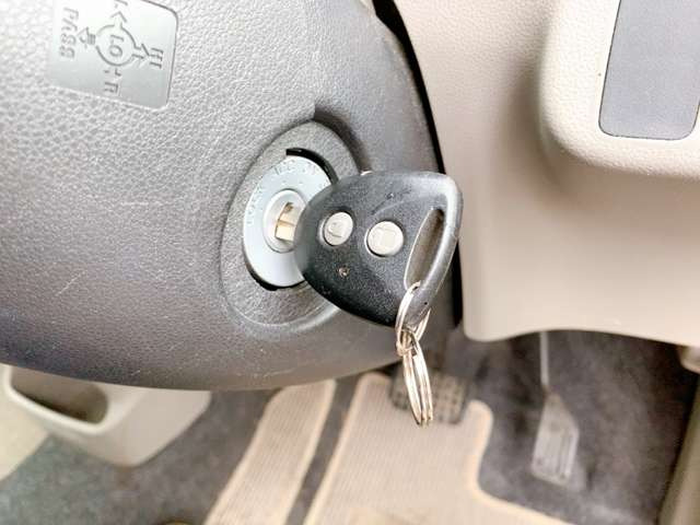 �y�L�[���X�G���g���[�z���ꂽ�ꏊ����h�A�̊J���ł��A�����^�b�`�Ŋy�X��荞�߂܂���