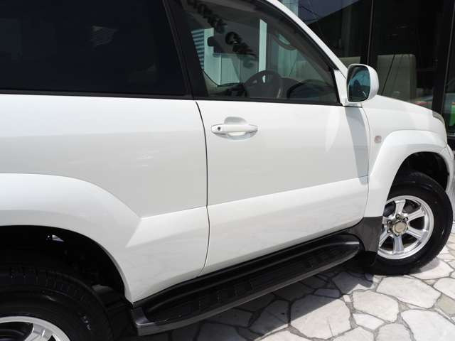 また、修復歴や過去の状態などを気にされる場合は、第三者機関AISによる厳しいチェックを行うことも可能です!評価書も発行できますのでお気軽にお申し付け下さい!